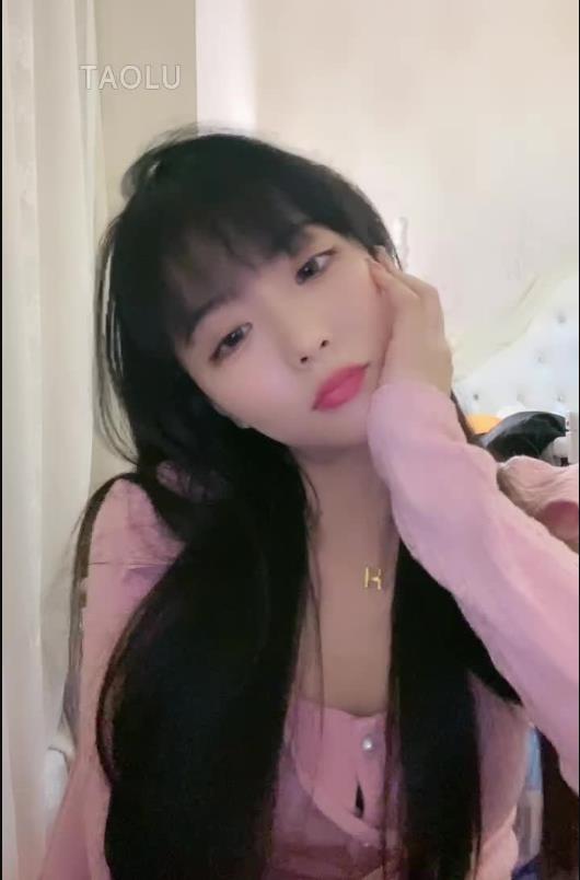 【M向视频】青柠大大 - 无声盯场挑眉中指