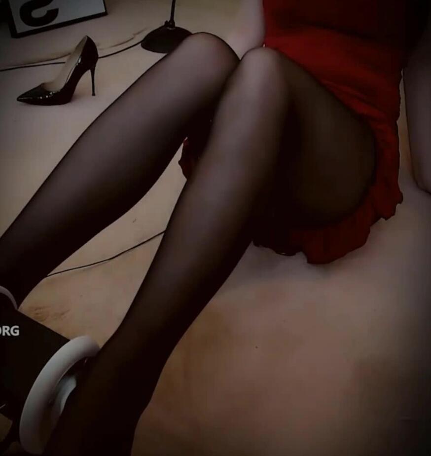 白荔芝 ASMR福利黑丝高跟+心跳