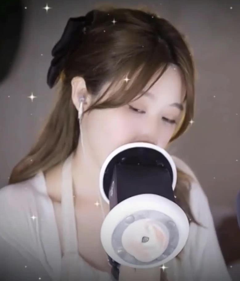 虎牙大伊伊as-mr福利舔耳跳跳糖