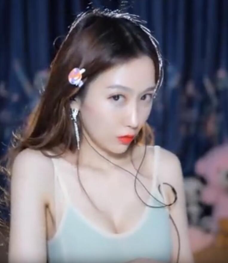 6105823.jpg ASMR 口腔音,耳部按摩,吸吸管,略略略圆圆爱养猫